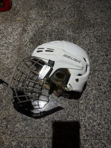 Small Bauer Helmet (Used)