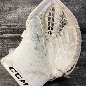 CCM Revolution 595 Goalie Glove | Junior Regular