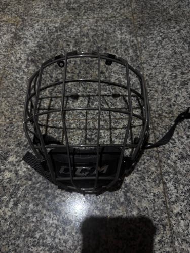 Medium  CCM FM680 (Used)