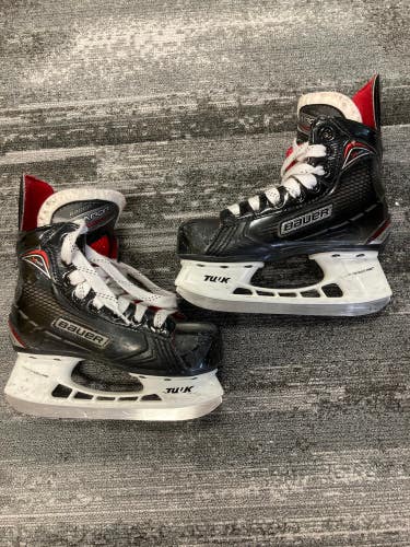 Youth Bauer Vapor X500 Hockey Skates Regular Width 11.5 (Used)