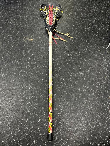 Used Under Armour ASSERT Wmn Atk/Mid Complete Stick Black 11849-S000030259