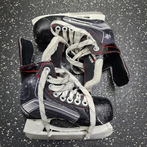 Used Bauer X300 Youth Hockey Skate Youth 10.0 11849-S000030233