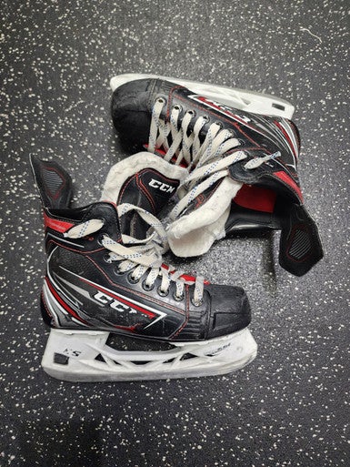 Used CCM FT 470 Junior Hockey Skate Junior 03 11849-S000030232