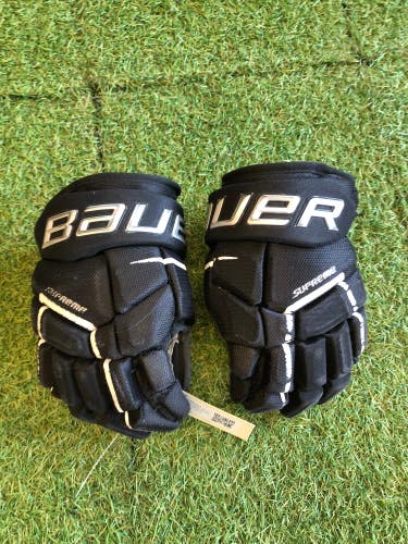 Junior Bauer Supreme 3S Pro Gloves 11" (Used)