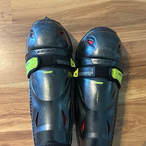 Bauer velocity shin pad