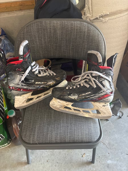 Bauer Vapor 2X Pro Hockey Skates Regular Width  9 (Used)