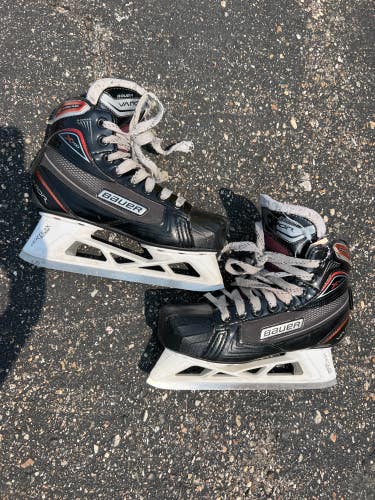 Junior Bauer Vapor X700 Hockey Goalie Skates | Size 4