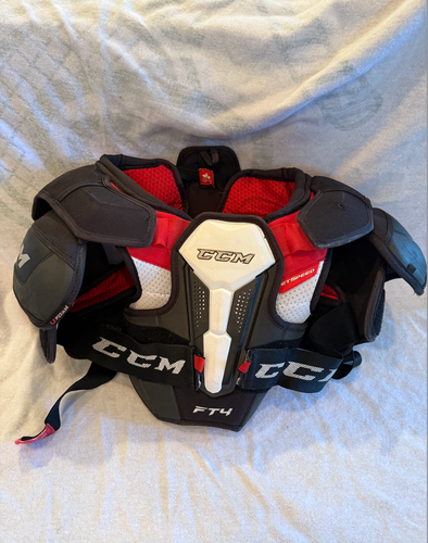 CCM Jetspeed FT4 Shoulder Pads Sr.