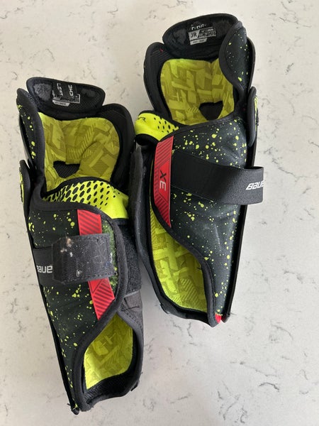 Junior Bauer Vapor 12" Shin Pads (Used)