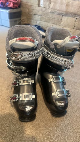 Women's Nordica All Mountain Cruise Ski Boots Soft Flex (Used)