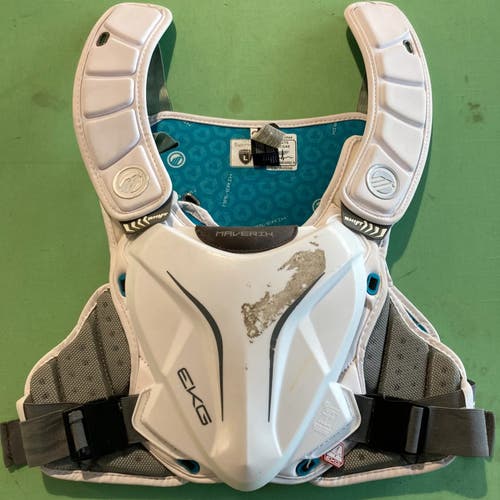Used Large Maverik Shift Shoulder Pads