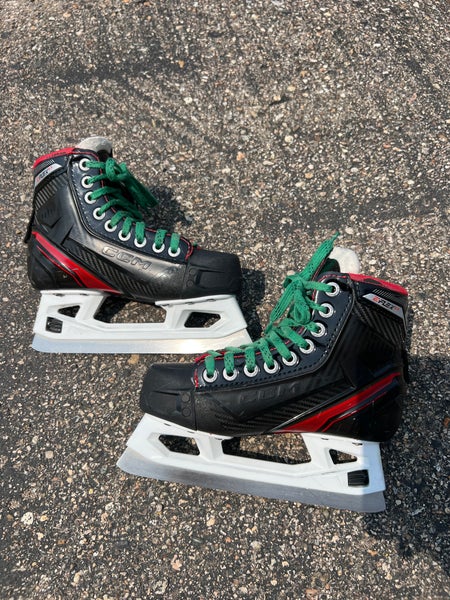 Junior CCM EFLEX 6.5 Hockey Goalie Skates Size 2 (Used)