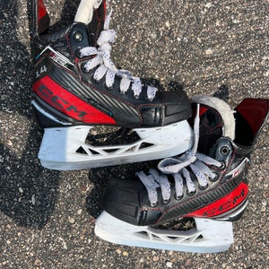 Youth CCM JetSpeed FT6 Pro Hockey Skates 13.5 (Used)