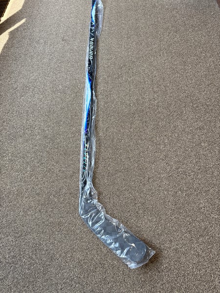 Senior Bauer Vapor FlyLite Left Hand Hockey Stick P92 (New)