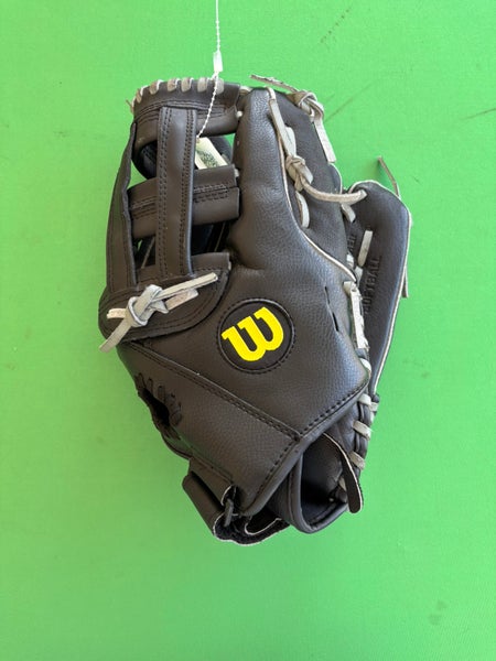Black Wilson Elite Series Outfield Baseball Glove 13"