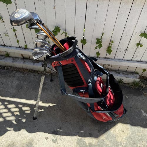 Cleveland Tour Action 7 Mens Right Handed Golf Club Complete Set With Adidas Bag