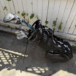 Titleist CB Forged Mens Right Handed Golf Club Complete Set W/ Master-Piece Bag