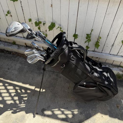 Titleist CB Forged Mens Right Handed Golf Club Complete Set W/ Master-Piece Bag