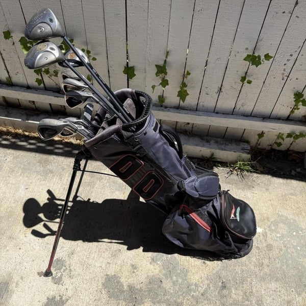 Callaway Mens Right Handed Golf Club Complete Set With Stand Bag