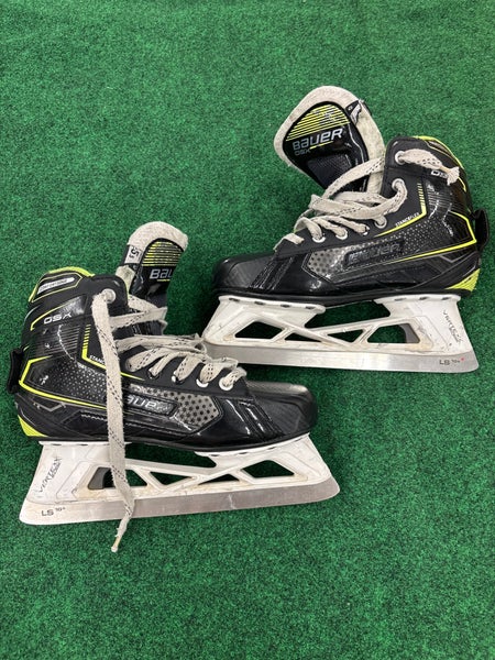 Intermediate Bauer GSX Hockey Goalie Skates (Regular) Size 5.5 (Used)