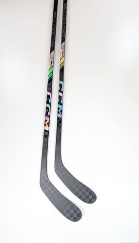 (2-Pack) New Senior LH CCM Jetspeed FT7 Pro wrapped as a Tacks XF Pro, 95 Flex, P28