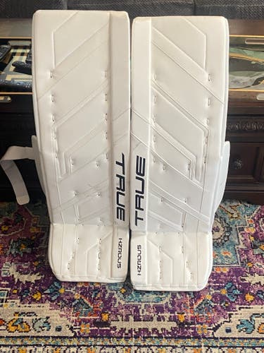 Senior True HZRDUS 9X4 Senior Goalie Leg Pads