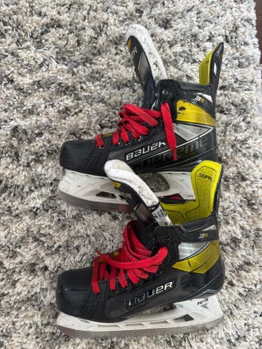 Bauer Supreme 3S Hockey Skates Regular Width  Size 6.5 (Used)
