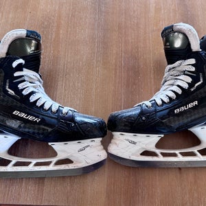 Bauer Supreme Mach Regular Width 6 (Used)