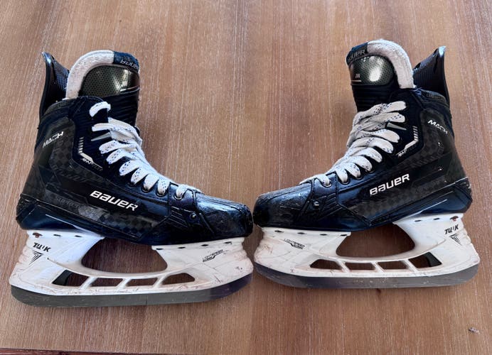 Bauer Supreme Mach Regular Width 6 (Used)