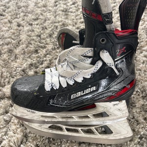 Bauer Vapor 2X Hockey Skates Regular Width  7 (Used)