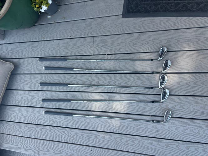 2018 King Cobra Right Handed Iron Set Regular Flex (5 Clubs) #7 - #9, PW, GW Steel Shaft (Used)