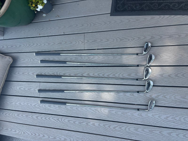 2018 King Cobra Right Handed Iron Set Regular Flex (5 Clubs) #7 - #9, PW, GW Steel Shaft (Used)