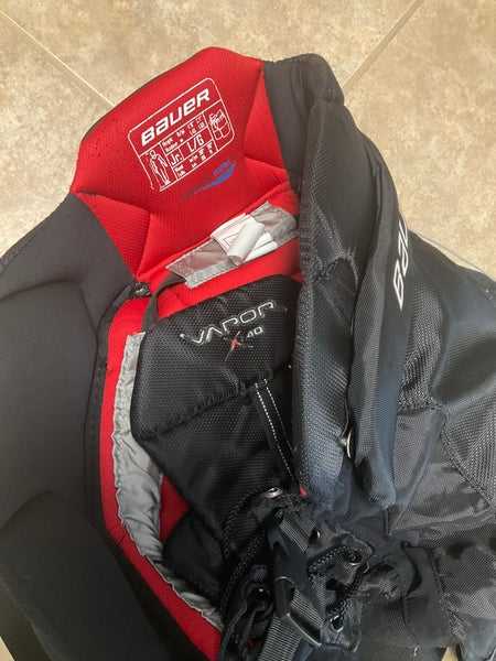 Large Junior Bauer Vapor X40 Hockey Pants (Used)