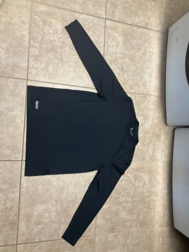 Black Small Men's Under Armour Shirt (New)
