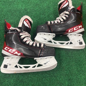 Intermediate CCM JetSpeed Shock (SMU) Hockey Skates (Regular) Size 5 (Used)