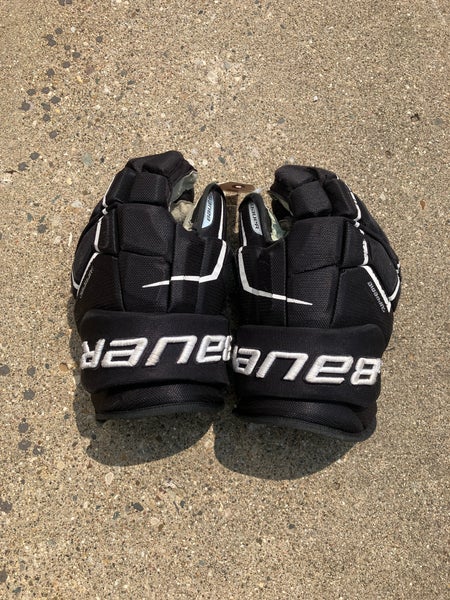 Black Senior Bauer 3S Pro Gloves 15" (Used)