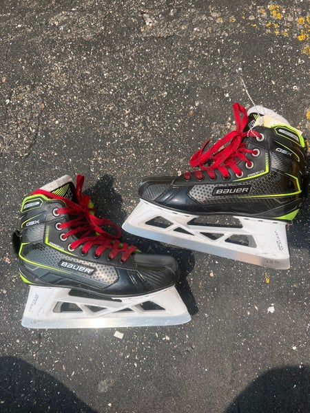 Intermediate Bauer GSX Hockey Goalie Skates Extra Wide Width Size 5.5 (Used)