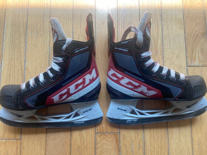 CCM FT4 PRO Youth sz 12