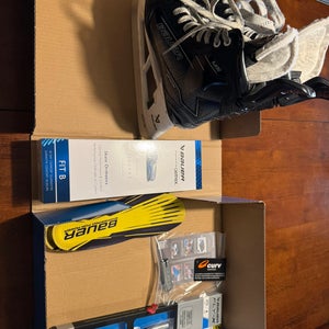 2024 Bauer Supreme M50 Pro Hockey Skates Regular Width 8 (Used)