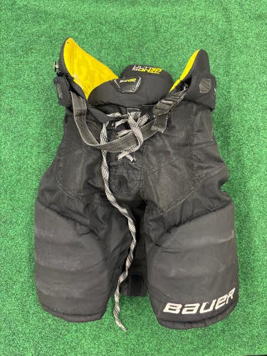Black Bauer Supreme Ultrasonic Hockey Pants (Used) | Youth Large