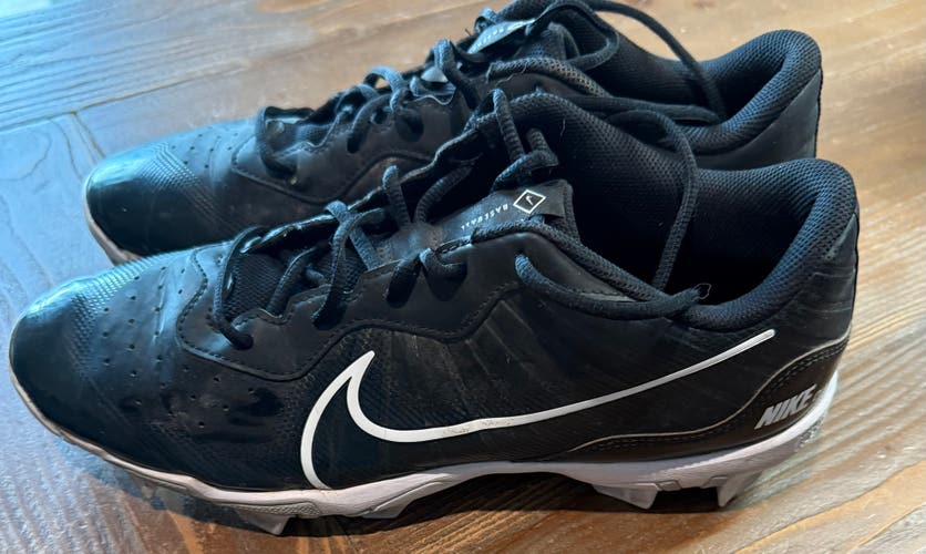 Black Men's Size M 12.0 (W 13.0) Adult Nike Low Top FastFlex Molded Cleats (Used)