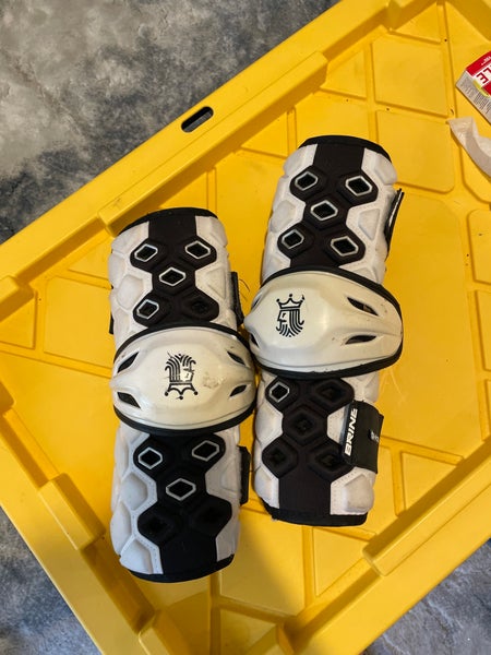 Large Adult Brine Triumph Arm Pads (Used)