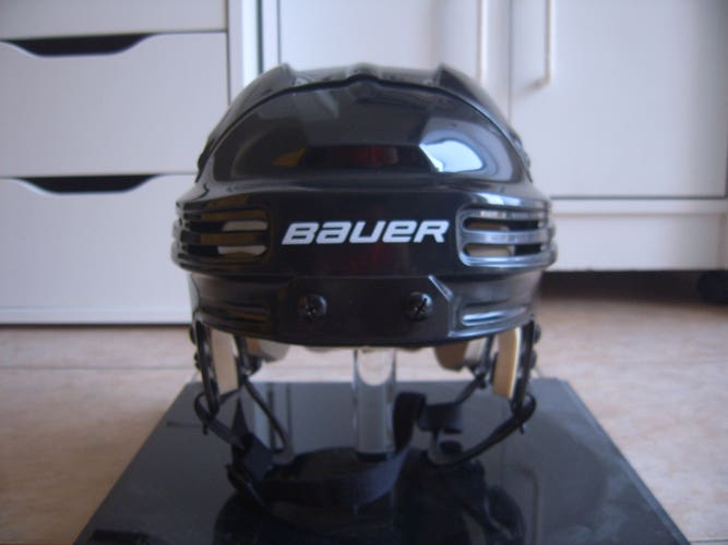 Excellent Like New Condition Bauer BHH4500 Hockey Helmet sz Extra Large