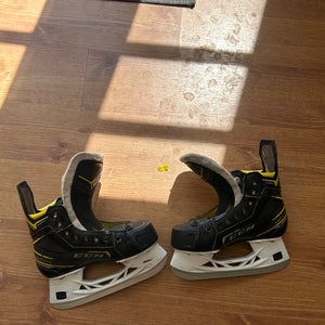 CCM Super Tacks Junior 1.5 Skate Size