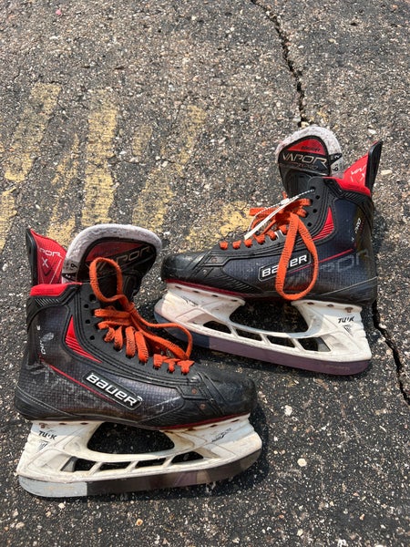 Intermediate Bauer Vapor 3X Pro Hockey Skates | Size 6.5 Fit 2 (Used)