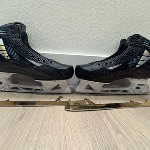 True TF9 Hockey Goalie Skates Regular Width  9 (Used)