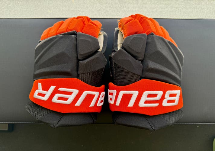 Pro Stock Anaheim Ducks Bauer Vapor HyperLite Gloves 13"