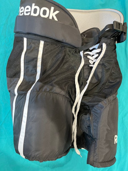 Black Senior Medium Reebok 16K Hockey Pants (Used)
