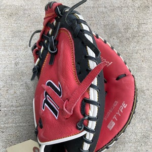 Red Marucci Caddo RH Catcher's Baseball Glove 31" (Used)