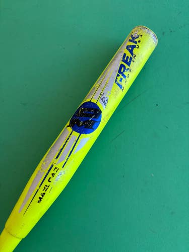 Yellow 2017 Miken Freak 30 Highlighter Bat Composite 26 oz 34" (Used)